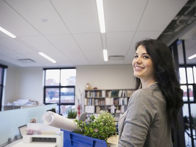 女人离开工作