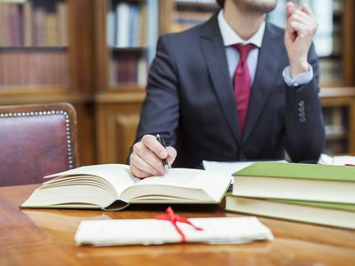 Style Guides for Lawyers beyond the Bluebook