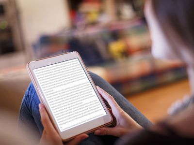reading-ebook.jpg
